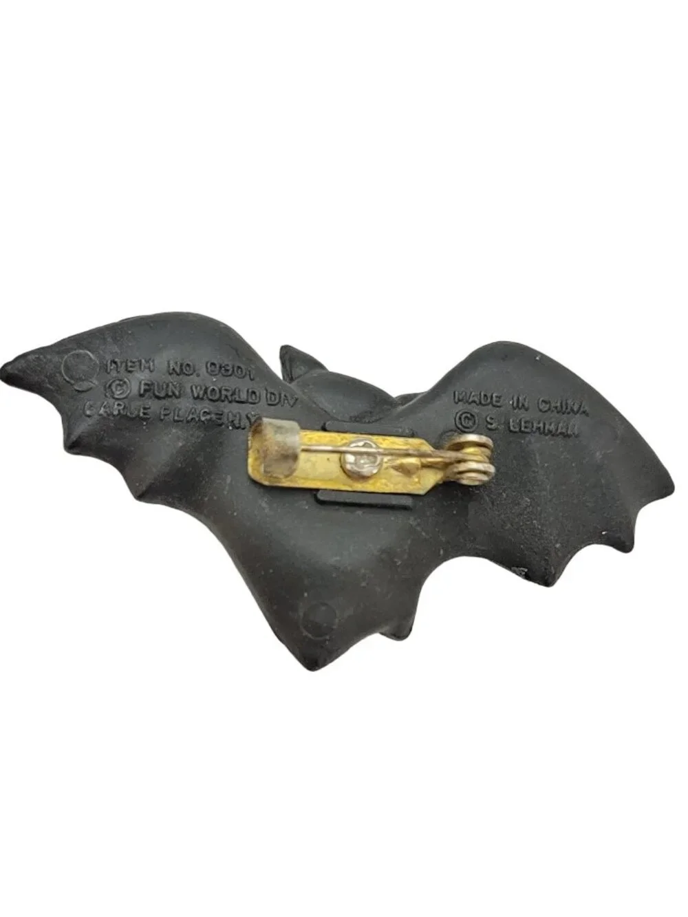 Fun World Division Vintage S. Lehman Halloween Black Vampire Bat Pin, K126